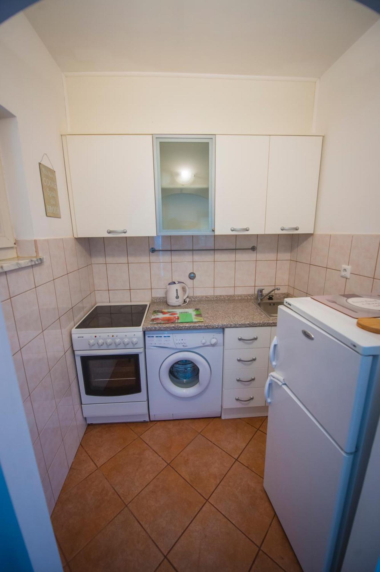 Apartments Nena โปดสตรานา ภายนอก รูปภาพ